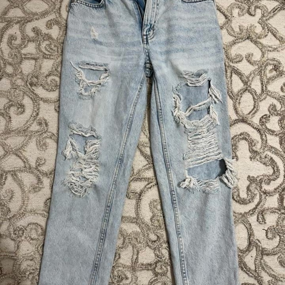Aeropostale Light Blue Distressed Straight Leg Jeans